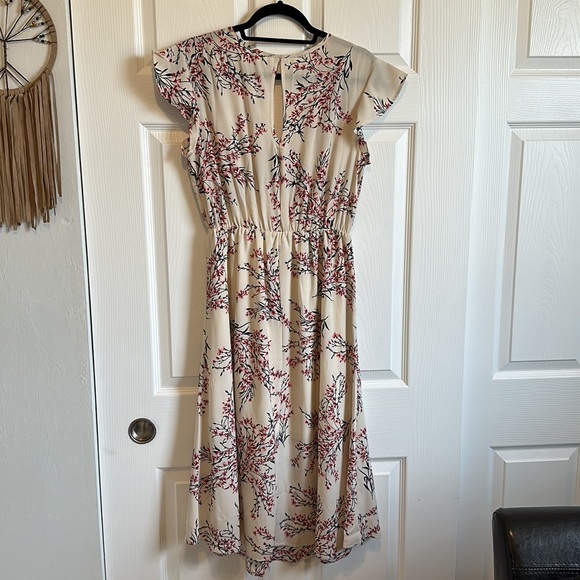 Sienna Sky Dress (M) - NWT - Picture 4 of 6
